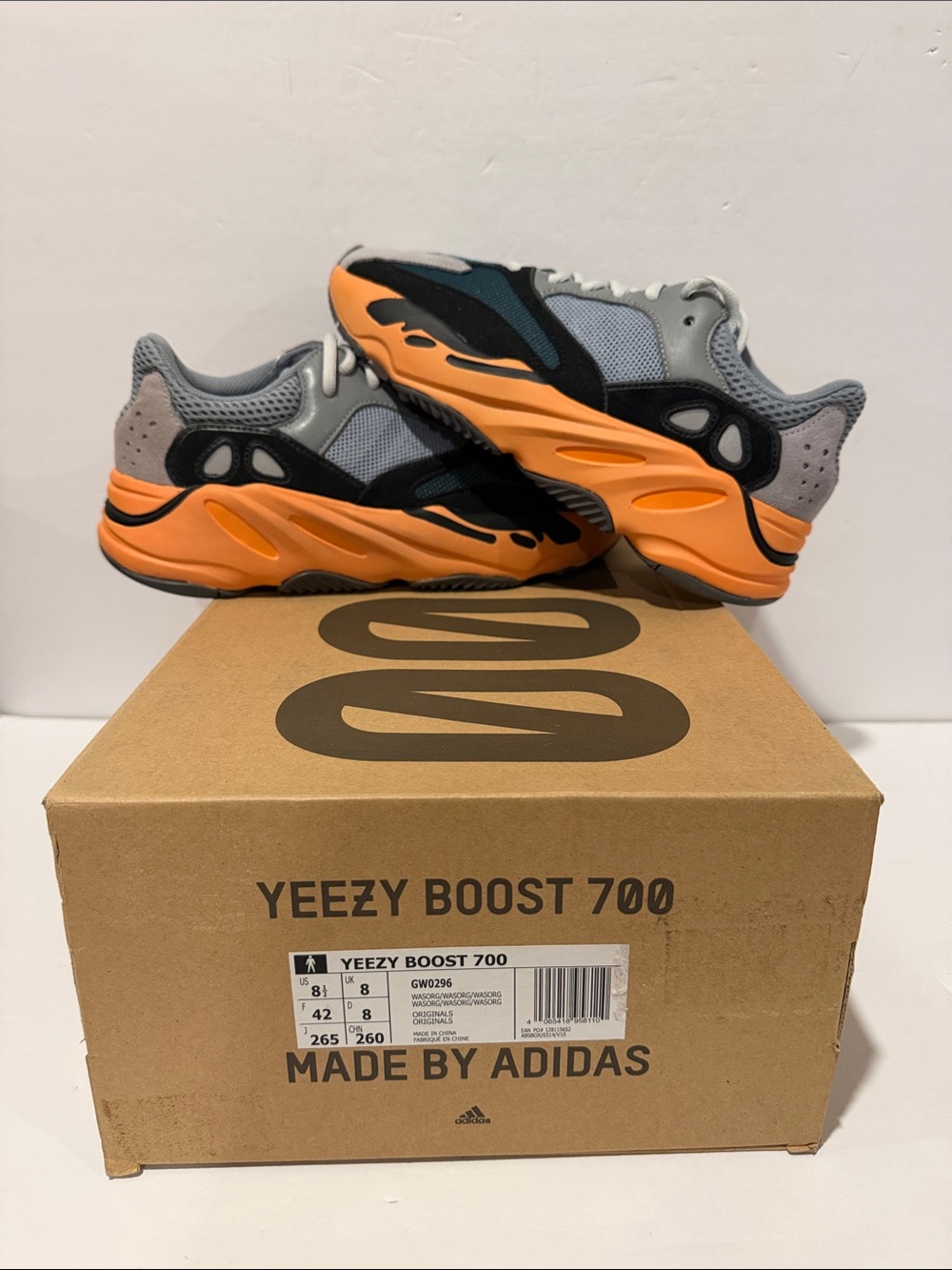 adidas Men's Yeezy Boost 700 'Wash Orange' Sz: 8.5 (GW0296)
